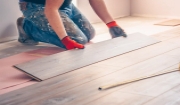 Cách tự tháo dỡ sàn gỗ cũ tại nhà Cách tự tháo dỡ sàn gỗ cũ tại nhà