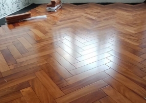 Sàn gỗ gõ đỏ 18 x 120 x 1050 mm