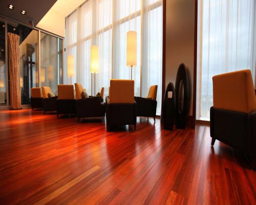 Nên lựa chọn sàn gỗ tự nhiên giáng hương hay sàn gỗ căm xe Nên lựa chọn sàn gỗ tự nhiên giáng hương hay sàn gỗ căm xe