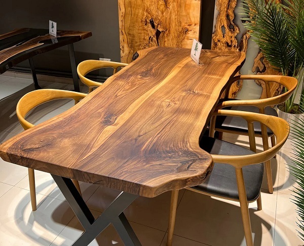 Bàn ghế Óc Chó Châu Á