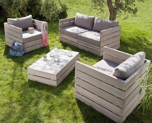 Bàn ghế gỗ pallet ngoài trời