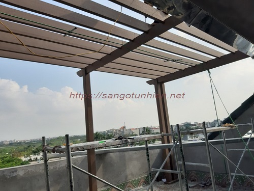 Giàn hoa ngoài trời