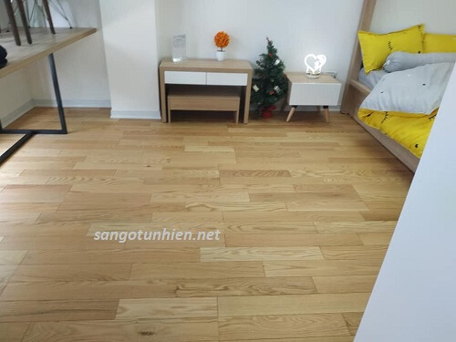 Thi công ván sàn gỗ Sồi Trắng Cao cấp tại quận Ba Đình