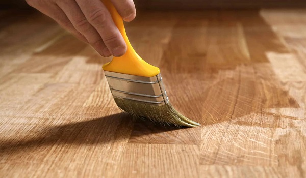 Lau dầu bảo dưỡng sàn gỗ