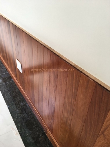 Ốp tường gỗ Căm xe