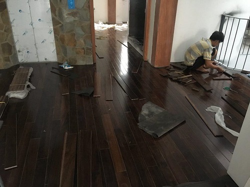 Sàn gỗ Chiu Liu đen tạ Sàn Đẹp 