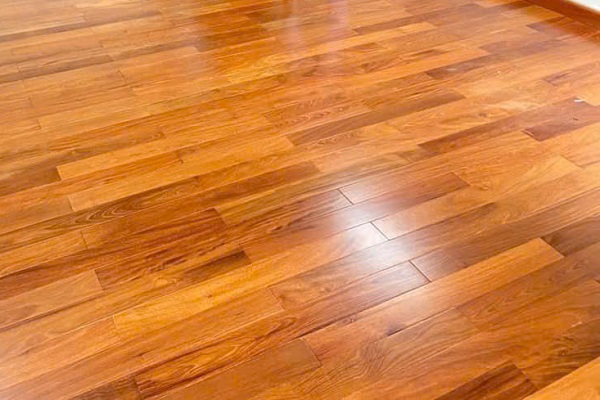 Sàn gỗ kỹ thuật Căm Xe màu sắc đẹp tự nhiên