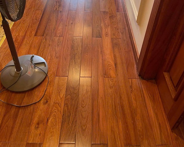 Sàn tự nhiên Căm Xe lát nhà ở