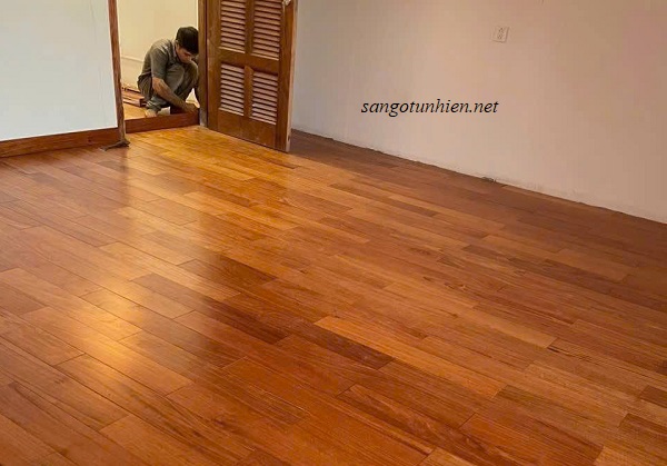 Thợ thi công sàn Căm Xe chuyên nghiệp tại Sàn Đẹp