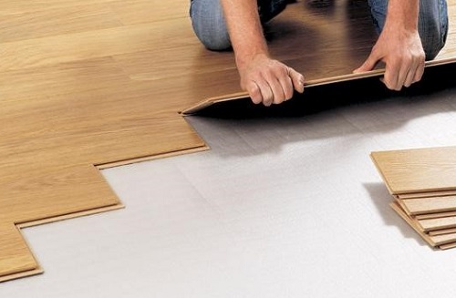 Trải xốp lắp đặt ván sàn