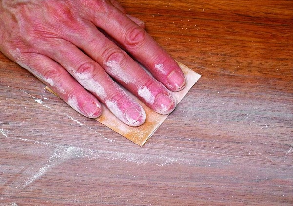 Vệt sơn nước nhẹ